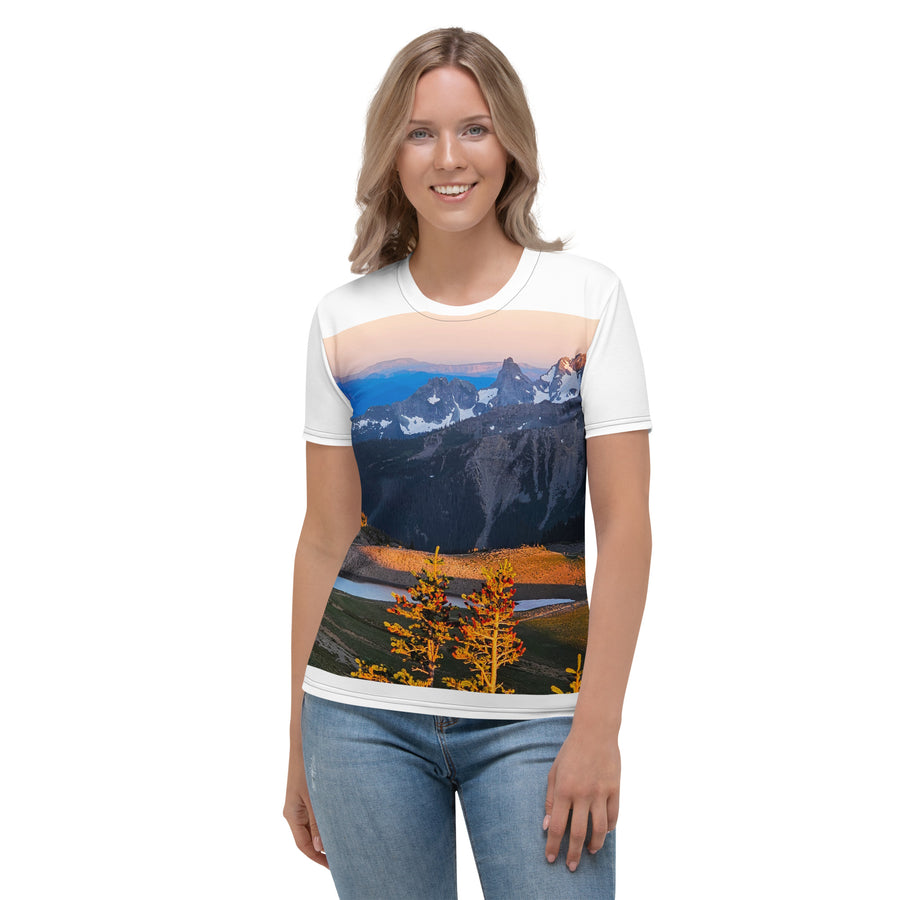 Women's T-shirt Featuring Mt. Rainier National Park